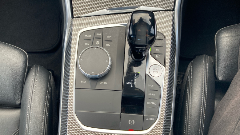 BMW 3 Series 330e M Sport 4dr Step Auto Saloon